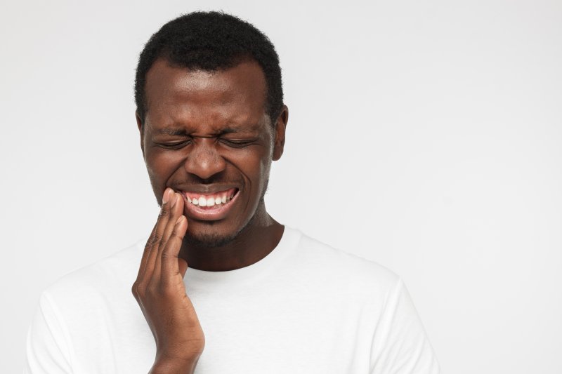 Man with tooth pain