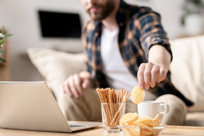 Man snacking