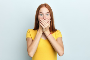Patient who lost a veneer covering her mouth